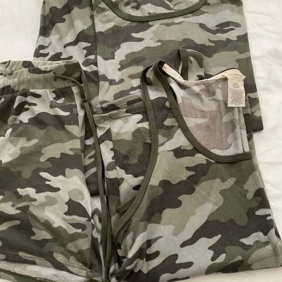 LUCKY BRAND pjs woman’s (2-packs) - Picture 7 of 16